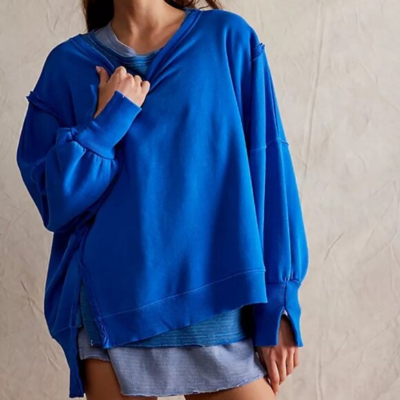 Free People We The Free Camden Sweatshirt Color Lake Victoria - Picture 2 of 4